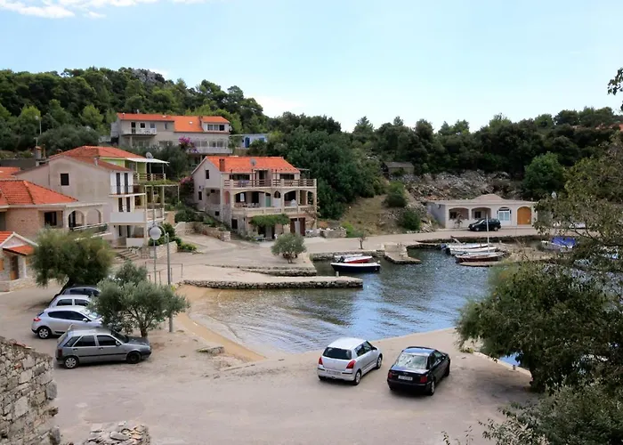 Seaside House Grscica, Korcula - 626 בית נופש *